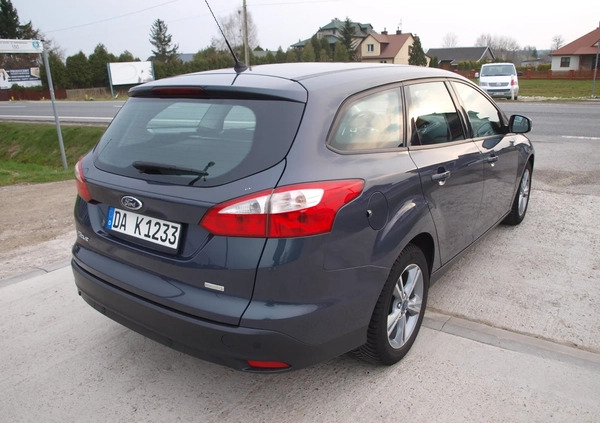 Ford Focus cena 25900 przebieg: 156126, rok produkcji 2014 z Chełmno małe 92